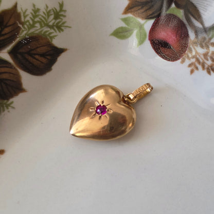Vintage 18k gouden hanger hart robijn