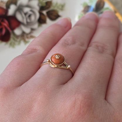 Antique 14k gold ring with red coral