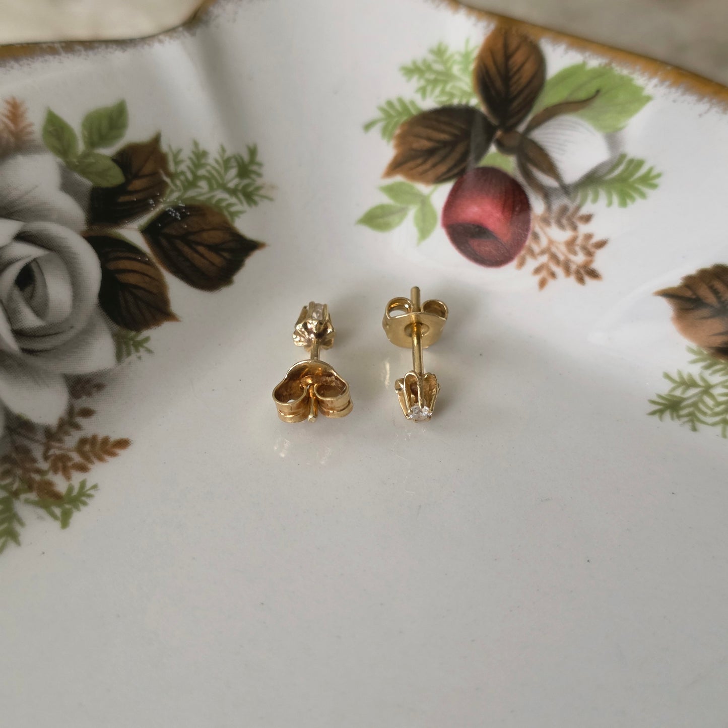 Vintage 14k gouden oorstekers diamant 0,08ct