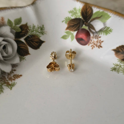 Vintage 14k gouden oorstekers diamant 0,08ct