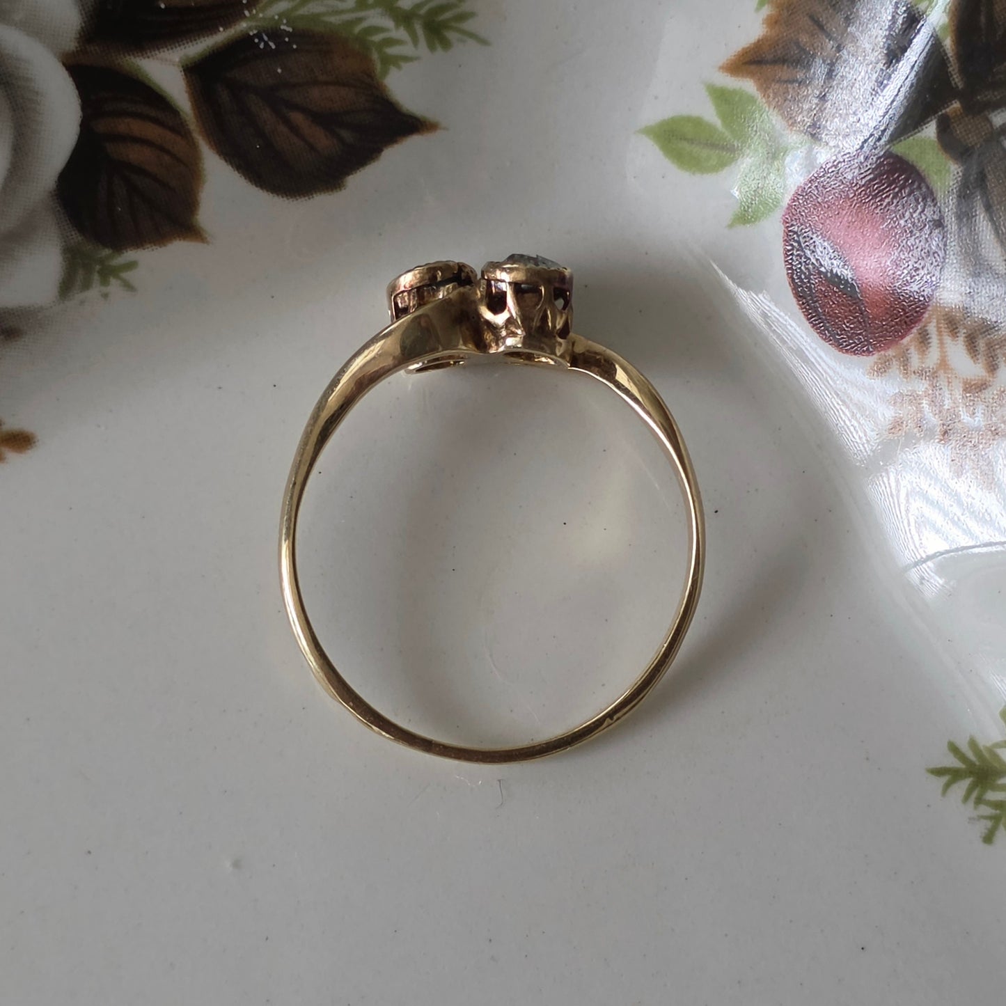 Antieke 14k gouden ring met roosdiamanten