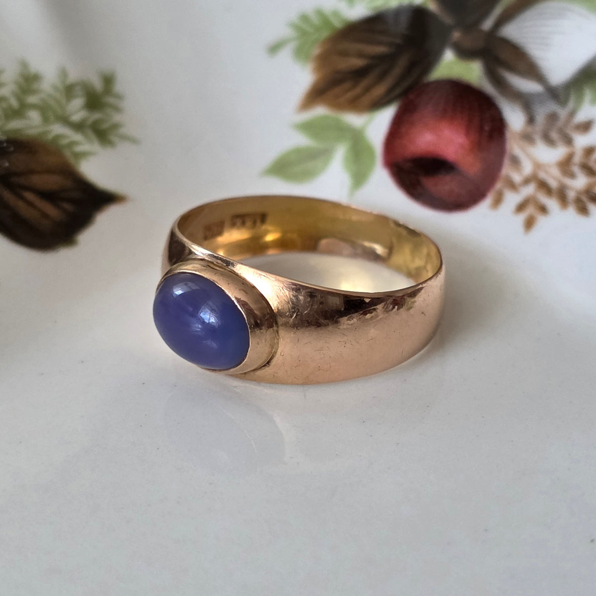 Vintage 18k gouden ring chalcedoon