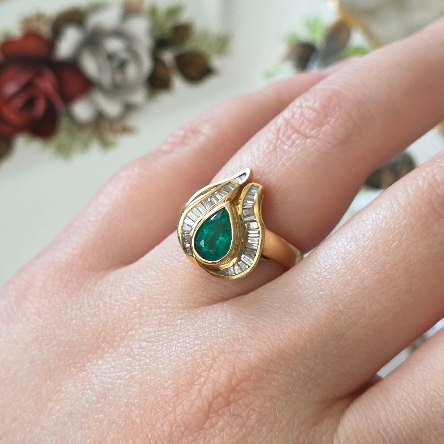 Vintage 18k gouden ring met smaragd en diamanten