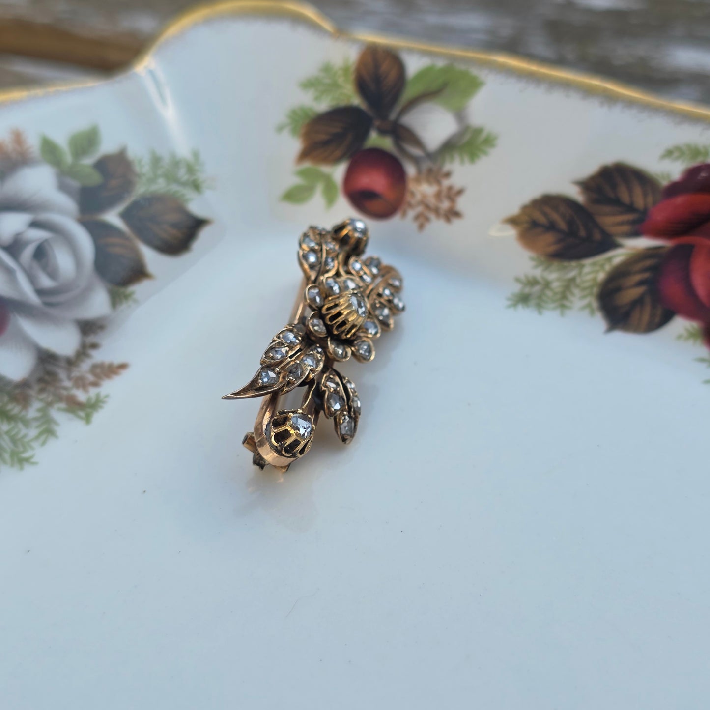 Antieke 14k gouden roosdiamant broche bloemtak en tremblant