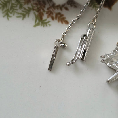 Vintage 18k witgouden ketting met diamanten vlinder ca. 1ct