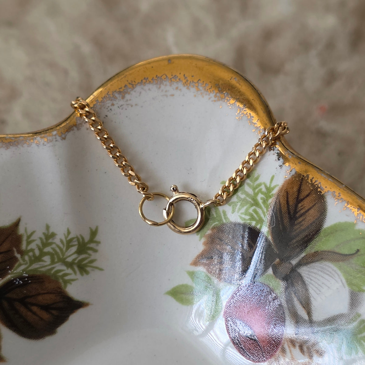 Vintage 14k gold chain extender