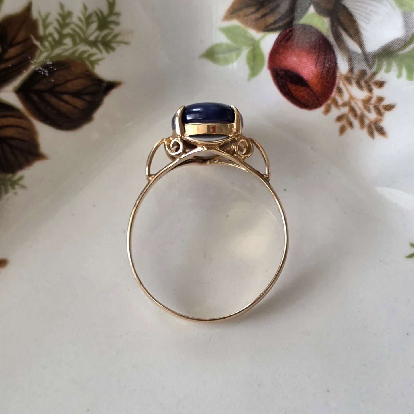 Vintage 18k gouden ring met ster saffier