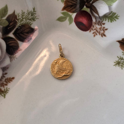 Vintage 18k gold pendant Saint George and the Dragon