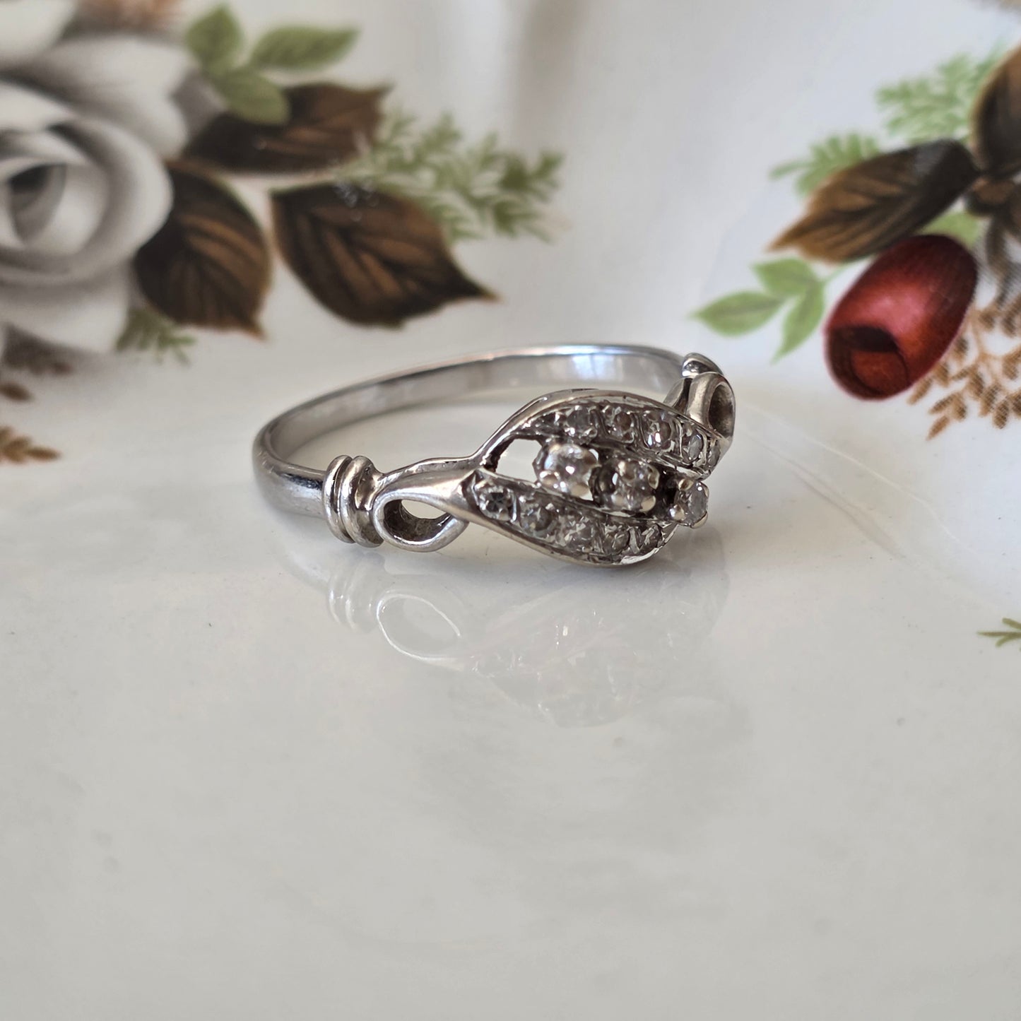 Vintage 14k witgouden ring met 13 diamanten