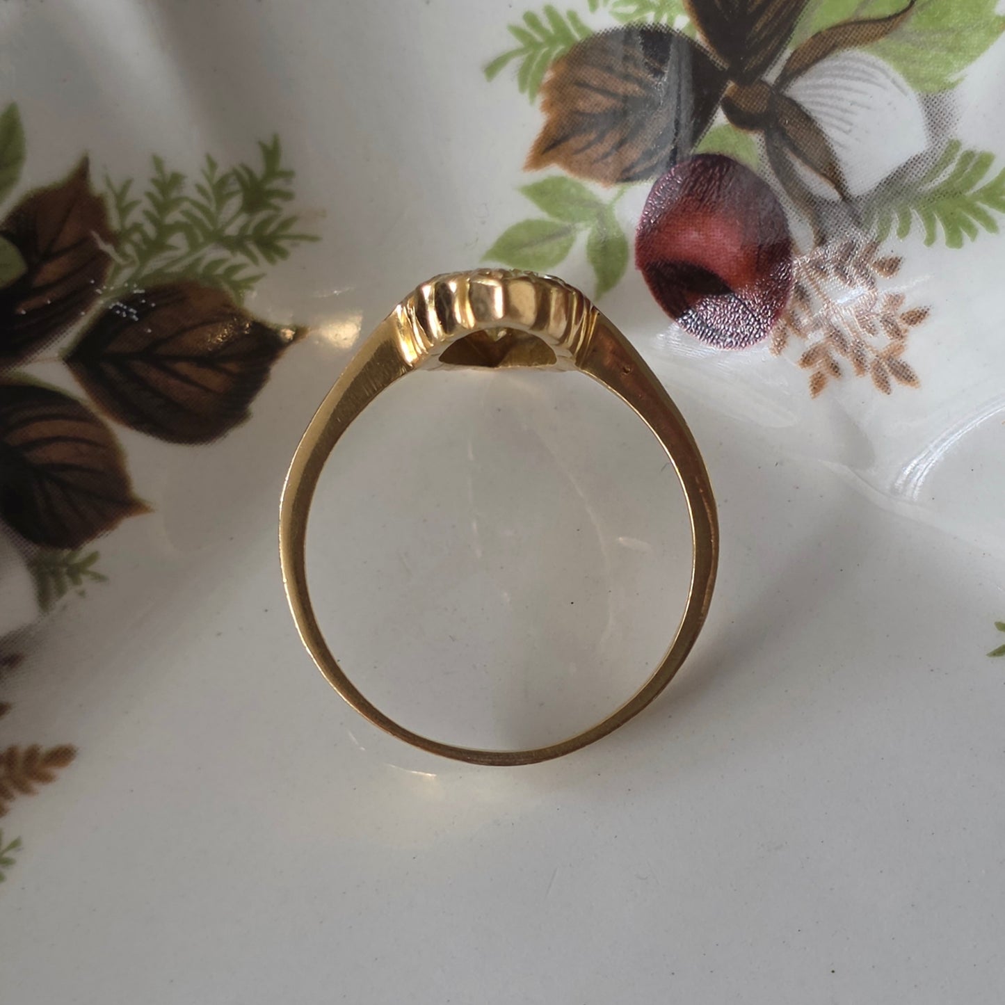 Vintage 20k gold navette ring with diamonds 0.46ct