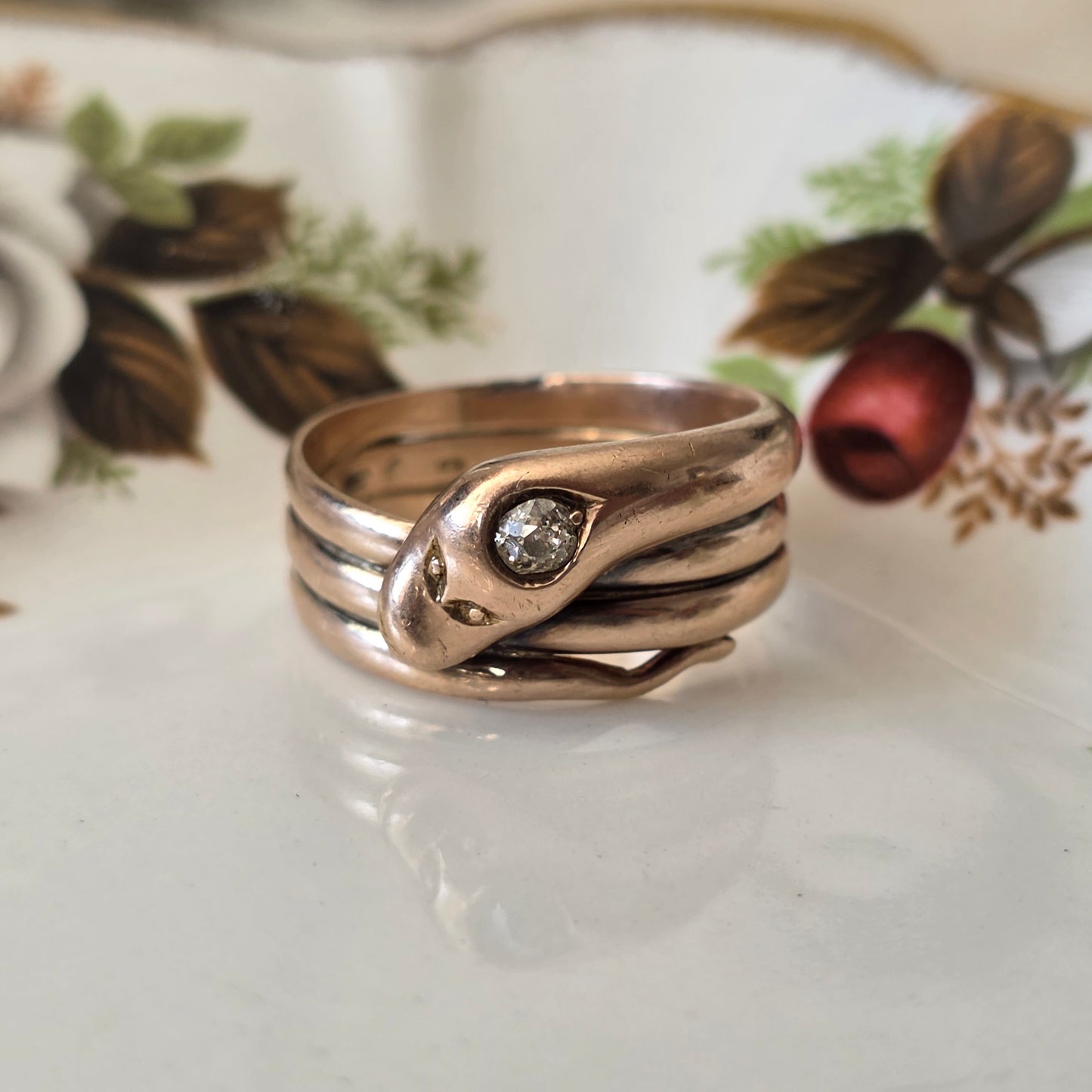 Antieke 14k gouden slang ring met oud Europees geslepen diamant