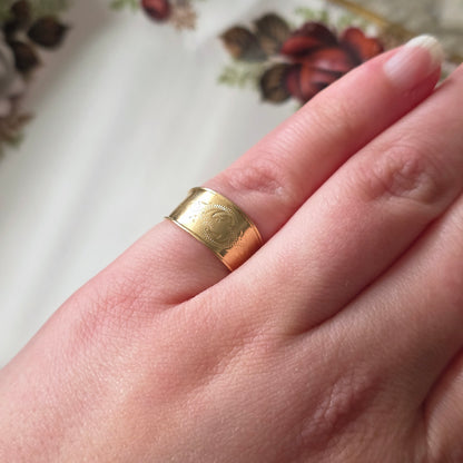 Vintage 18k ring met gravure