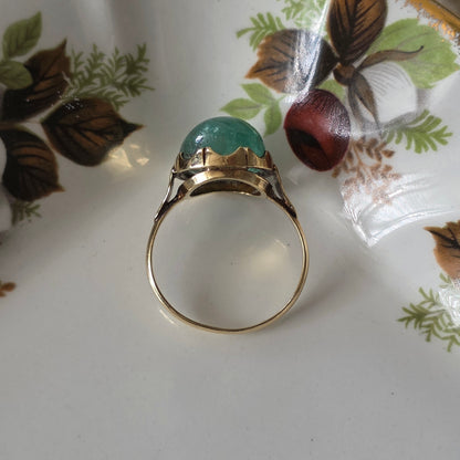 Vintage 14k gouden ring met groene beryl cabochon