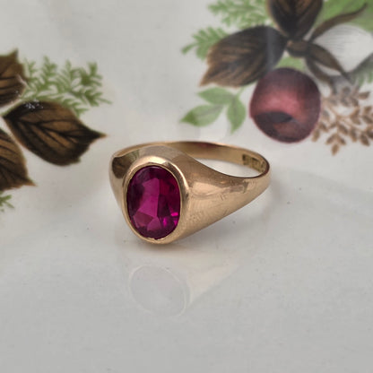 Vintage 18k gouden zegelring robijn
