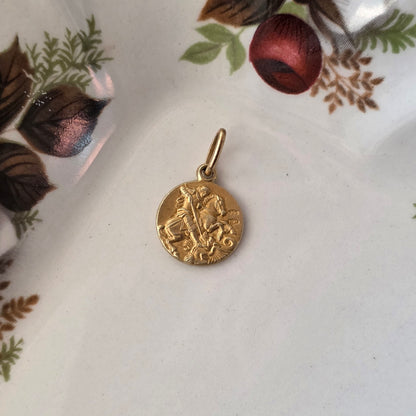 Vintage 18k gold pendant Saint George and the Dragon