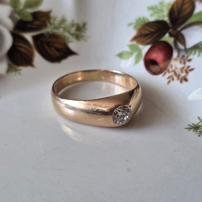 Antieke 14k gouden gypsy bombe ring old European cut diamant 0.4ct
