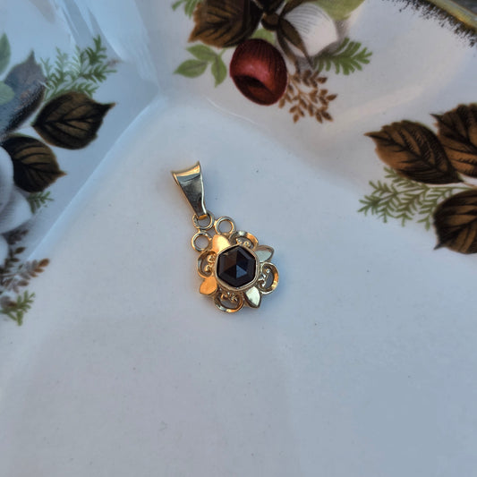 Vintage 14k gouden hanger granaat bloem