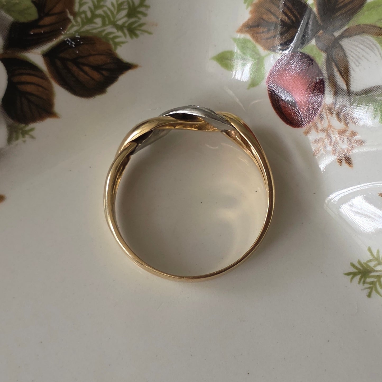 Vintage 14k gold ring diamond braid