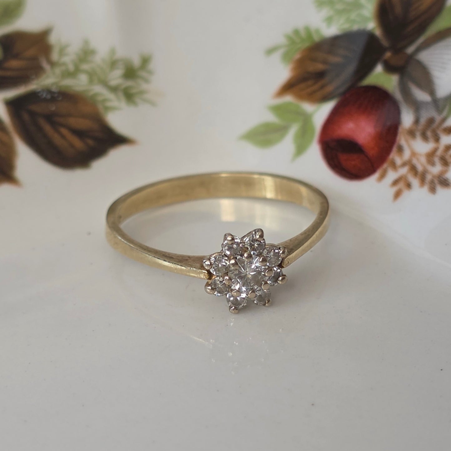 Vintage 14k gouden ring met diamanten bloem 0.2ct