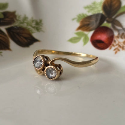 Antieke 14k gouden ring met roosdiamanten