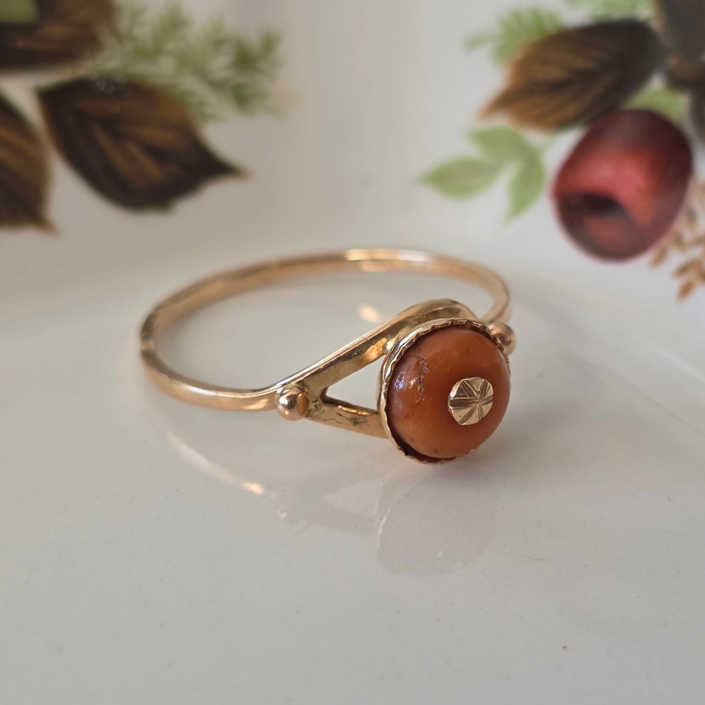 Antique 14k gold ring with red coral