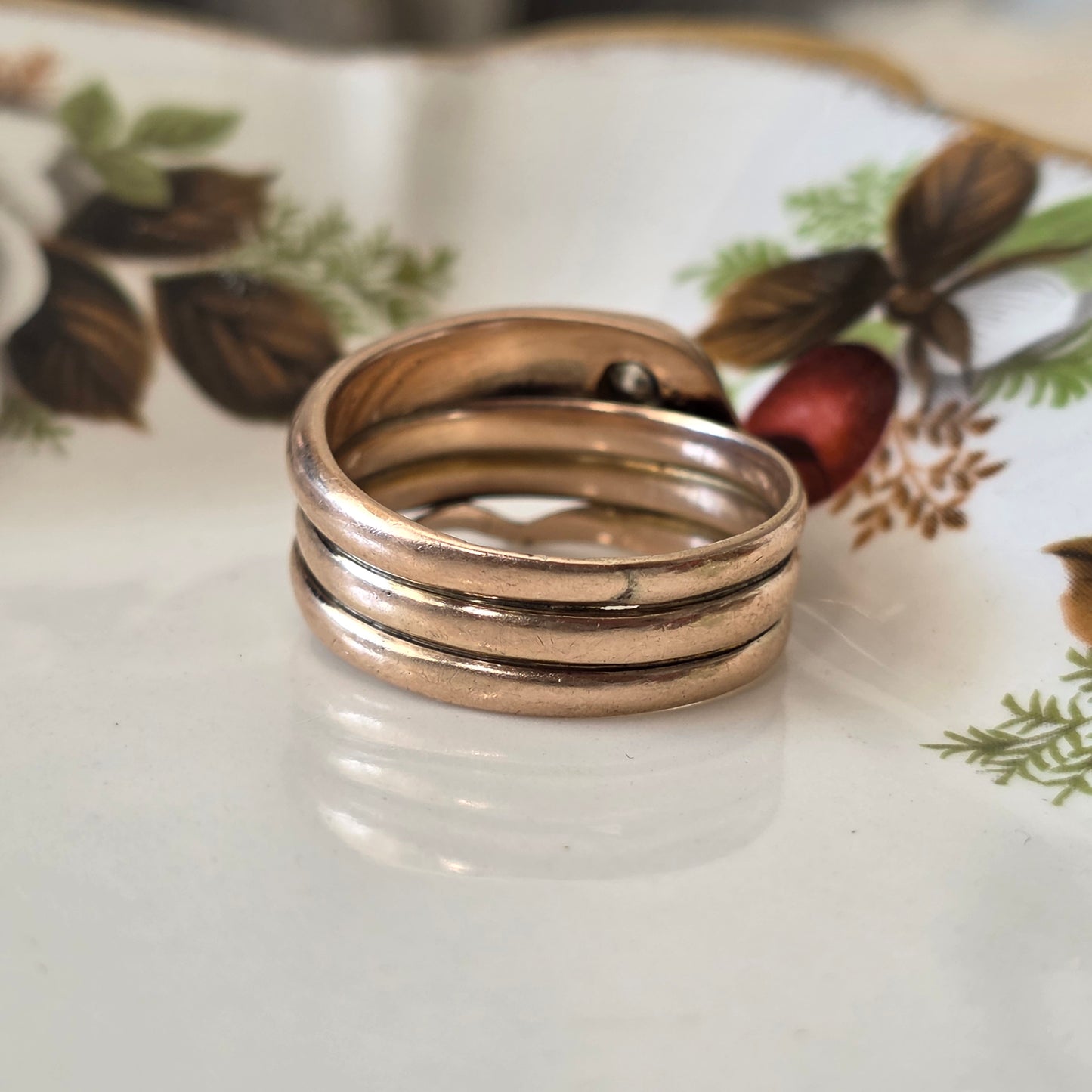 Antieke 14k gouden slang ring met oud Europees geslepen diamant