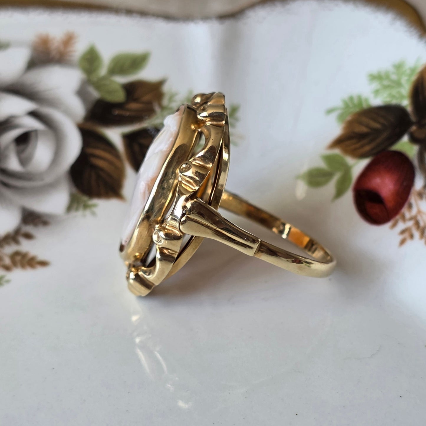 Vintage 14k gouden ring met camee