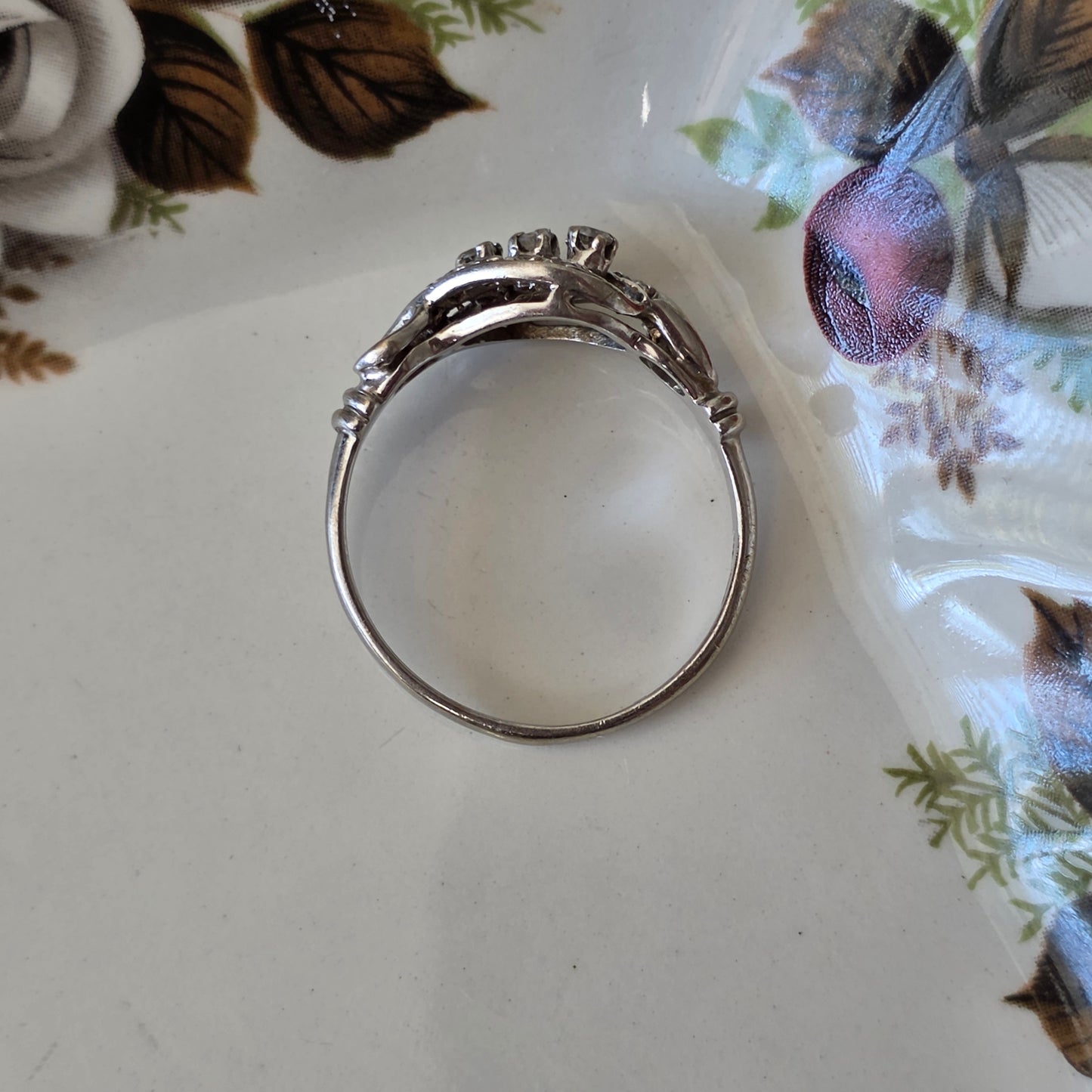 Vintage 14k witgouden ring met 13 diamanten