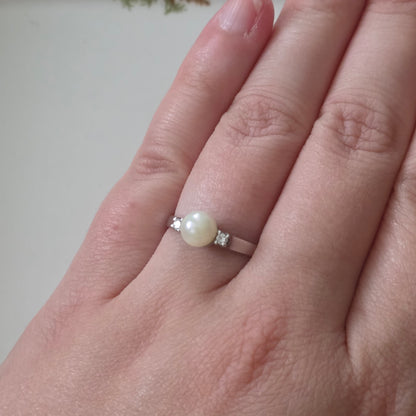 Vintage 14k witgouden ring met parel en diamanten