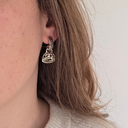 Barse Zilver Oorstekers Scroll Klok Hoop