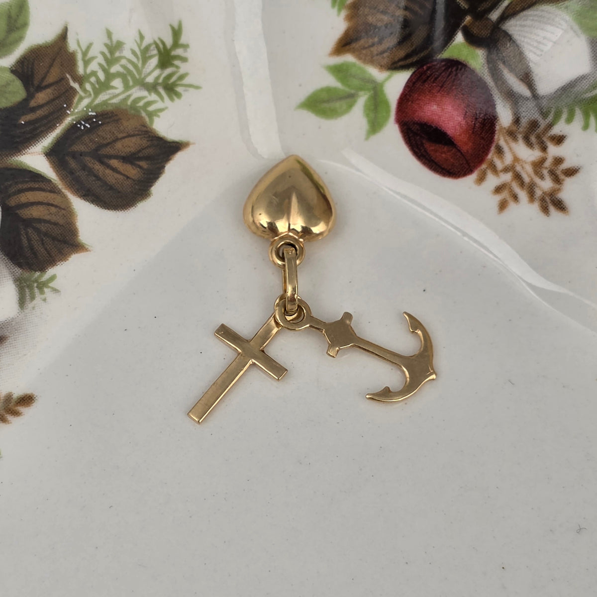 Vintage 18k gouden hanger faith hope love