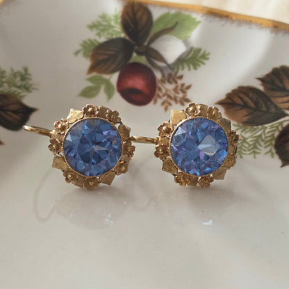 Vintage 14k gold earrings with topaz and flower details