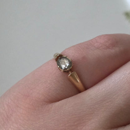 Antieke 14k roségouden ring met roosdiamant