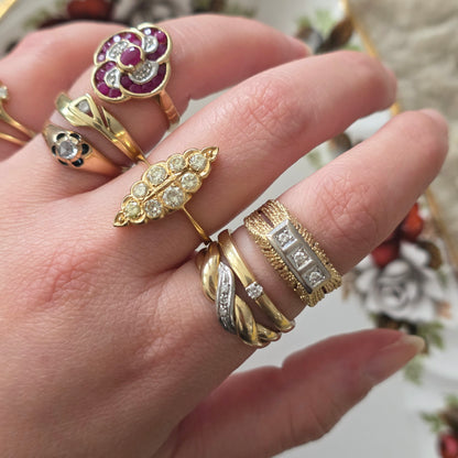 Vintage 14k gouden zegelring met diamant