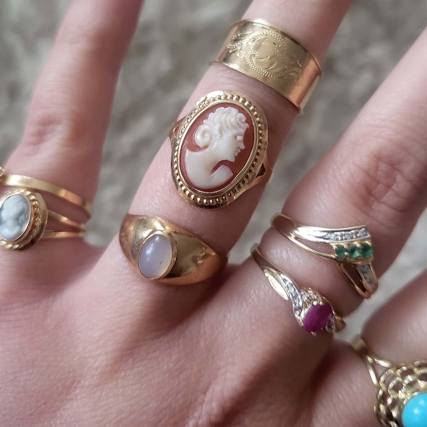 Vintage 18k ring met bloem