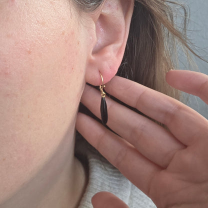 Antieke 14k gouden oorhangers zwarte steen (git)
