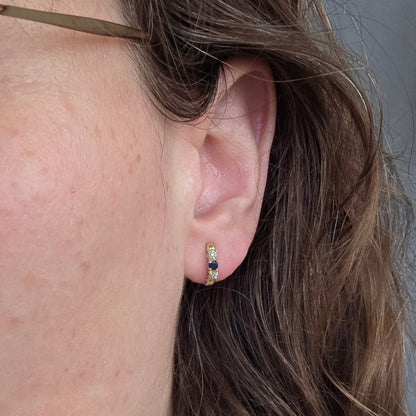 Vintage 14k gouden oorstekers diamant en saffier