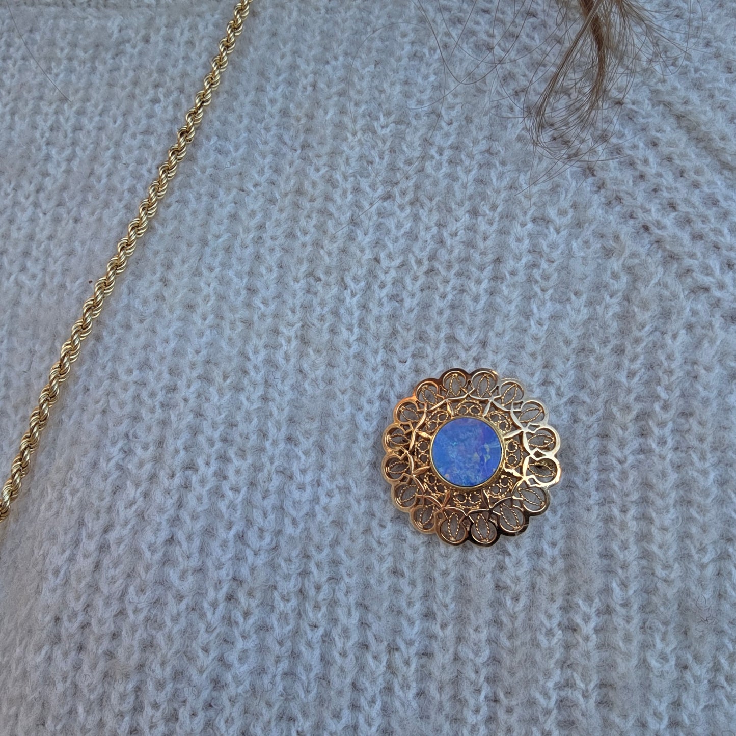 Vintage 14k broche opaal