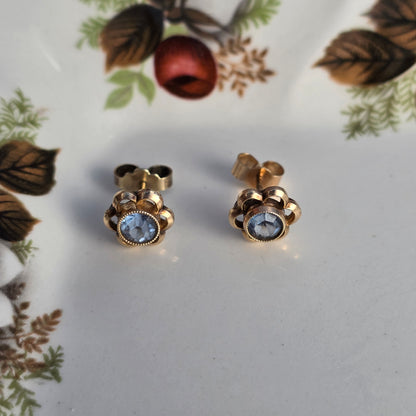 Vintage 9k oorstekers blauwe steen
