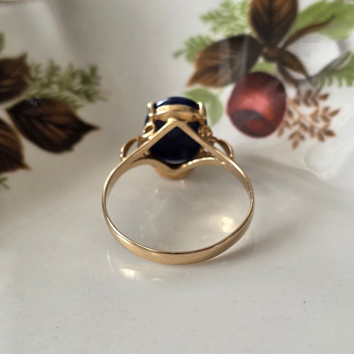 Vintage 18k gouden ring met ster saffier