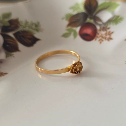 Vintage 18k ring met bloem