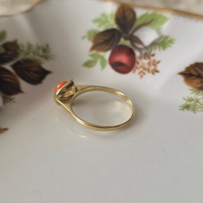 Vintage 14k gouden ring bloedkoraal