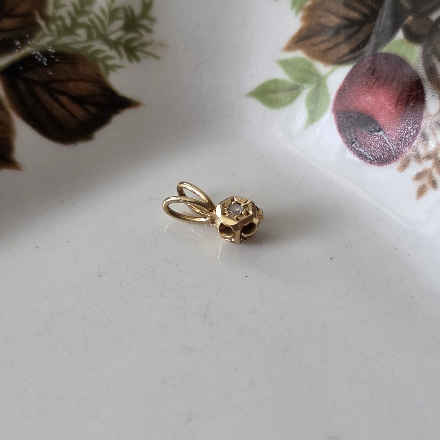 Vintage 14k gouden hangertje diamant
