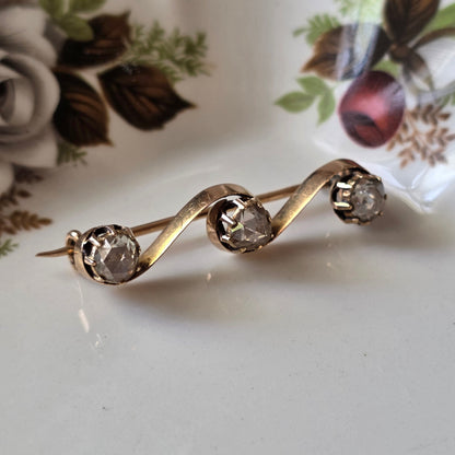 Antieke 14k gouden roosdiamant broche uit 1737