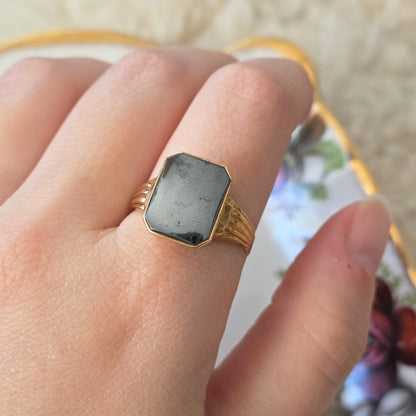 Vintage 18k gouden zegelring met hematiet