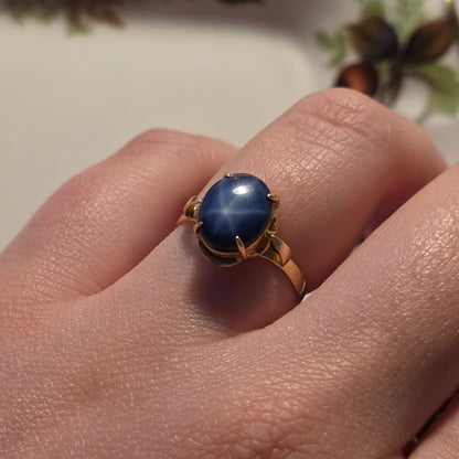 Vintage 18k gouden ring met ster saffier