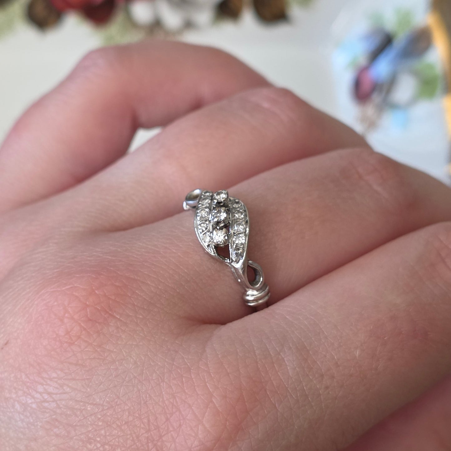 Vintage 14k witgouden ring met 13 diamanten