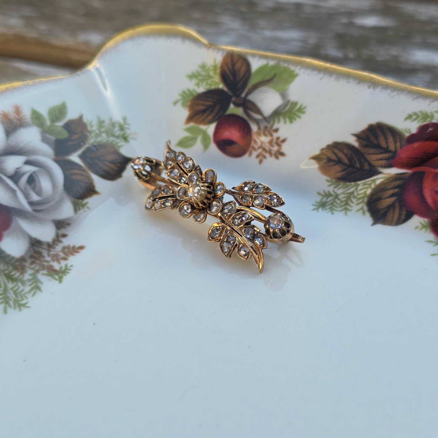 Antieke 14k gouden roosdiamant broche bloemtak en tremblant