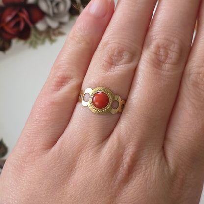 Vintage 14k gouden ring met bloedkoraal