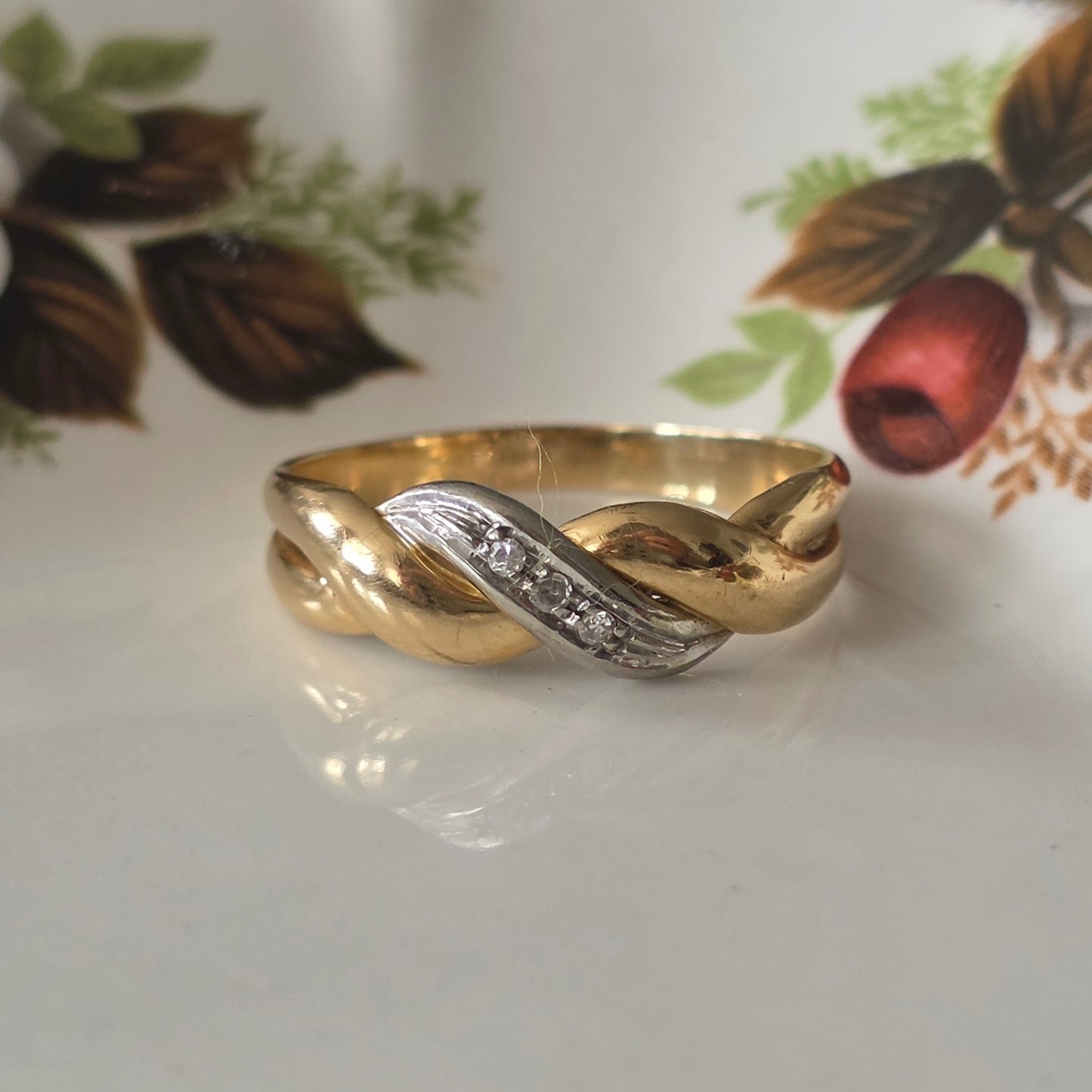 Vintage 14k gold ring diamond braid